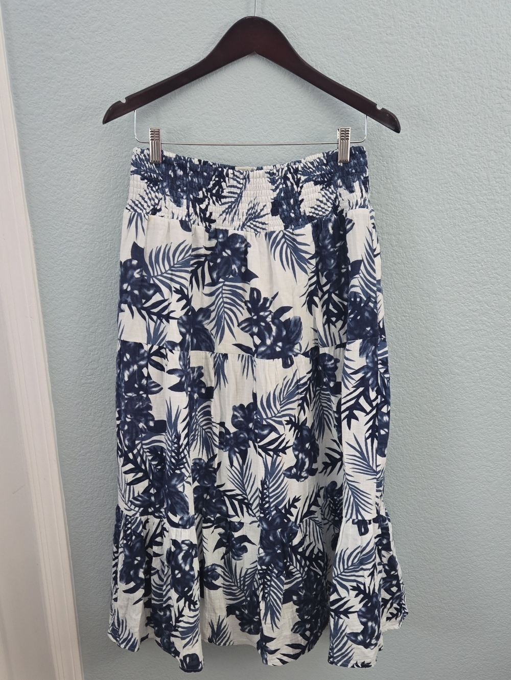 C&C CALIFORNIA Navy Fern Floral Tiered Midi Skirt Lined Smocked Waistband LARGE